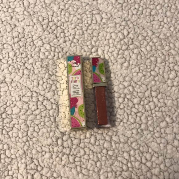 Brand new two faced lip gloss💄💓 - Picture 2 of 4